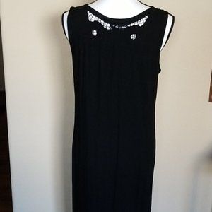 JANE ASHLEY embroidered shift maxi dress M